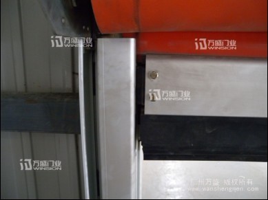 快速门,快速卷�?快速卷帘门光电防护外罩